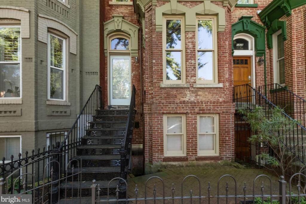 Lofty Dc Sanctuary Apartment Washington